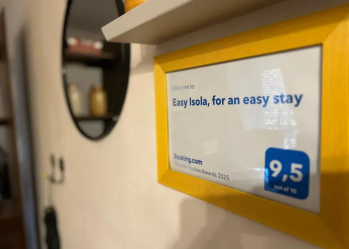 Easy Isola, For An Easy Stay