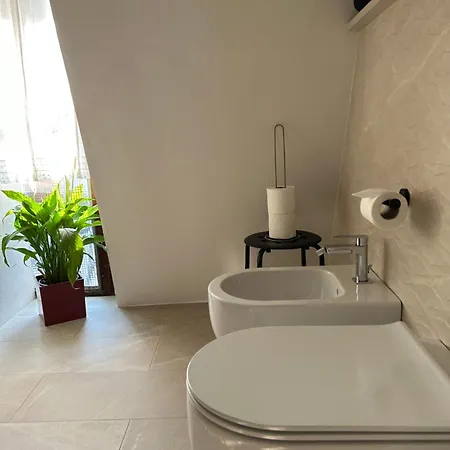 Easy Isola, For An Easy Stay Milano Esterno foto